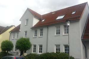 Dachgeschosswohnung in ruhiger Lage im 3-Familienhaus in Harleshausen. 