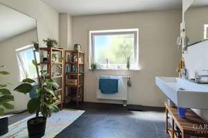 Perfekt angebunden im Grünen: Kurze Wege zum Alltag + viel Wohnfläche für Familie & Homeoffice! – Die vollständige Adresse der Immobilie erhältst du vom Anbieter., 74360 Ilsfeld – Vorschaubild 7