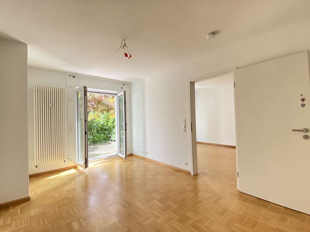 Immobilie in Grenzach-Wyhlen - Mit Blick zum Schlosspark - Bild 2