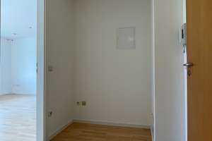 Sehr gepflegte 2 Zimmer Wohnung mit Balkon, Keller und Garage – Krautheimstraße 30, 80997 Allach, München – Vorschaubild 6
