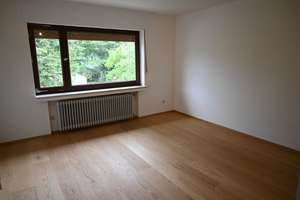 Frisch renoviertes Einfamilienhaus mit großem Garten in ruhiger Lage in Aachen-Eilendorf  – Karlstraße 45, 52080 Eilendorf, Aachen – Vorschaubild 11