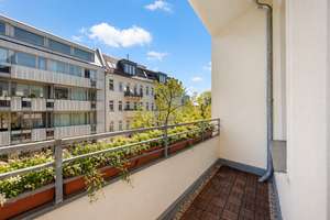 Zeitloser Altbaucharme trifft moderne Substanz – Die vollständige Adresse der Immobilie erhältst du vom Anbieter., 10245 Friedrichshain, Berlin – Vorschaubild 18
