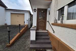 Freistehendes Einfamilienhaus mit Garage, Nebengebäuden und Garten – Groß-Gerau (Kreis) – Vorschaubild 2