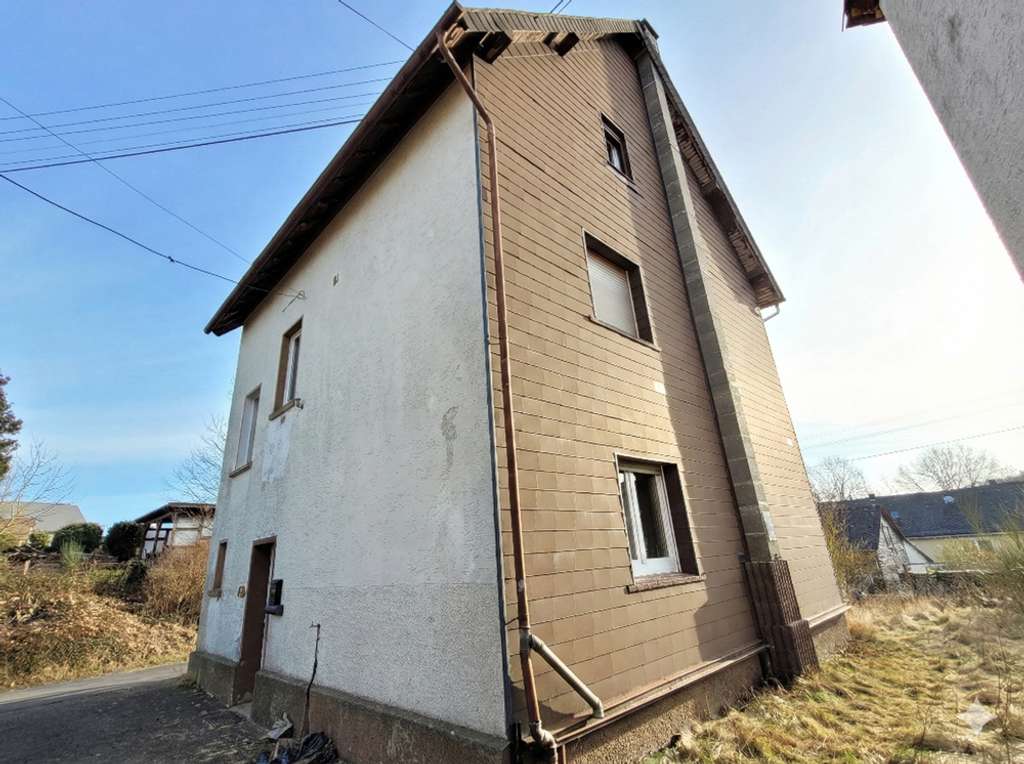 Immobilie in Steinebach an der Wied - Familiendomizil mit großzügigem Nebengebäude Nähe Hachenburg - Bild 4