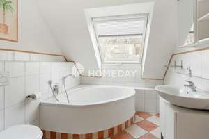 Lichtdurchflutete 3-Zimmer-Dachgeschosswohnung mit Dachterrasse und Blick in grüne Weite – Die vollständige Adresse der Immobilie erhältst du vom Anbieter., 74080 Böckingen, Heilbronn – Vorschaubild 4