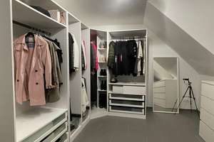 TOP LAGE- TOP ZUSTAND- Seltene 3 Zimmer Dachgeschoss-Wohnung über 2 Etagen auf dem Max-Josefs-Platz – Die vollständige Adresse der Immobilie erhältst du vom Anbieter., 83022 Innenstadt, Rosenheim – Vorschaubild 13