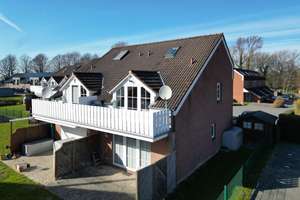 Wohnen, wo andere Urlaub machen – Doppelhaushälfte mit Terrasse und Balkon – Die vollständige Adresse der Immobilie erhältst du vom Anbieter., 24398 Brodersby – Vorschaubild 12