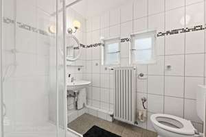 Stilvolle Maisonette-Wohnung in denkmalgeschütztem Altbau in Bonn-Süd! 360° Begehung – Die vollständige Adresse der Immobilie erhältst du vom Anbieter., 53113 Südstadt, Bonn – Vorschaubild 5