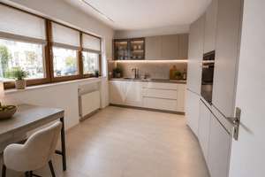 Charmantes Einfamilienhaus zum Sanieren -  DHH mit großzügigem Grundstück, sonnigem Garten und viel  – Die vollständige Adresse der Immobilie erhältst du vom Anbieter., 68219 Rheinau, Mannheim – Vorschaubild 14