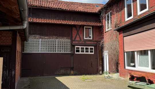 Bild von Viel Platz & großes Potenzial: Einfamilienhaus mit Halle und großem Grundstück in Söhlde