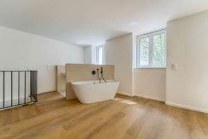 Erstbezug nach Kernsanierung - Loft-Wohnung im maisonette Stil mit Dachterrasse im Innenhof – Die vollständige Adresse der Immobilie erhältst du vom Anbieter., 80799 Universität, München – Vorschaubild 4