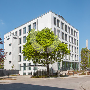 Moderne Büroflächen mit Dachterrasse und Bergblick  - exklusiv bei combine Transaction