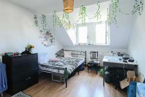 Zentral gelegen und zeitnah bezugsfrei - 2-Zimmer Wohnung in Düsseldorf-Friedrichstadt – Die vollständige Adresse der Immobilie erhältst du vom Anbieter., 40215 Friedrichstadt, Düsseldorf – Vorschaubild 5