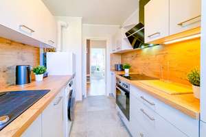 Attraktives Zimmer in hochwertiger Co-Living-WG * EBK * Balkon * Bad mit Wanne *sehr zentral *TOP – Schenkendorfstraße 38, 1139 Kaditz, Dresden – Vorschaubild 9