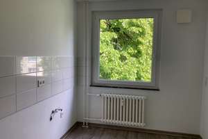 Attraktive 3 Zimmer-Wohnung mit Balkon in grüner Lage zu vermieten. – Am Wellbach 29, 33609 Heepen, Bielefeld – Vorschaubild 6