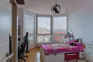 Helle 3-Zimmer-Wohnung mit Südbalkon in Friedrichshofen – Die vollständige Adresse der Immobilie erhältst du vom Anbieter., 85049 Friedrichshofen-Hollerstauden, Ingolstadt – Vorschaubild 3