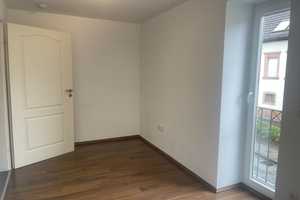 KOMPLETT UND AUFWÄNDIG RESTAURIERTES EFH ALS KAPITALANLAGE MIT 6% RENDITE! – Kaiserslautern – Vorschaubild 11