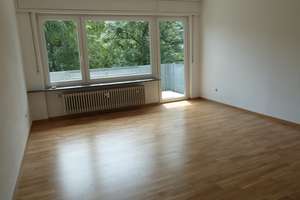 schöne helle 2.-Zi. Wohnung
