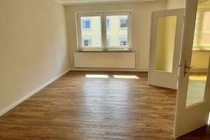 Attraktive Stadtwohnung mit moderner Einbauküche, Tageslichtbad und Balkon zum 15.6. – Neubrunnenstraße 00, 55116 Altstadt, Mainz – Vorschaubild 14