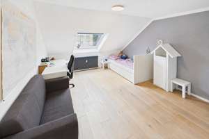 Moderne 2,5-Zimmer-Dachgeschosswohnung mit Stellplatz in Eil – 51145 Eil, Köln – Vorschaubild 6