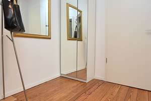 Schicke, modern möblierte Wohnung mit tollem Blick in Stuttgart Mitte – Die vollständige Adresse der Immobilie erhältst du vom Anbieter., 70190 Kernerviertel, Stuttgart – Vorschaubild 9