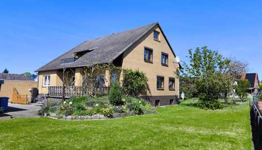 Bild von Zweifamilienhaus mit großem Grundstück in Grussendorf