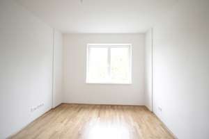 Koffer packen in Gohlis – 3 Zimmer • 2 Balkone • 2 Stellplätze • Bezugsfrei  – Olbrichtstr. 4 K, 4157 Gohlis-Nord, Leipzig – Vorschaubild 6