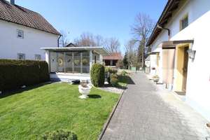 -RESERVIERT- Wohnhaus mit Einliegerwohnung, großem Grundstück und unterkellerter Garage – Die vollständige Adresse der Immobilie erhältst du vom Anbieter., 86853 Langerringen – Vorschaubild 12