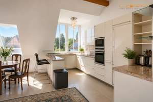 Lichtdurchflutete 3-ZimmerDachgeschosswohnung mit Süd-Balkon in ruhiger Bestlage von Harlaching – Die vollständige Adresse der Immobilie erhältst du vom Anbieter., 81545 Giesing, München – Vorschaubild 4
