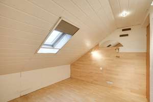 Zweifamilienhaus in Aachen-Forst – großes Grundstück, 4 Garagen & ruhige Lage – Die vollständige Adresse der Immobilie erhältst du vom Anbieter., 52078 Forst, Aachen – Vorschaubild 38