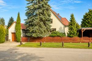 Raum für die ganze Familie – Gepflegtes Haus mit Pool,Kamin,Terrasse & großem Garten in bester Lage – Karlstraße 63, 4316 Mölkau, Leipzig – Vorschaubild 3
