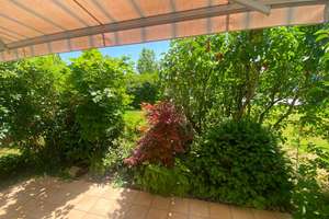 Neureut: Helle 2-Zimmer-Wohnung mit Terrasse