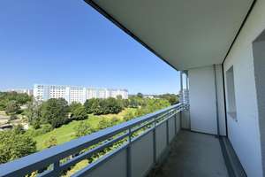 1-Raum-Wohnung mit top Aussicht aus 10. Etage und Einbauküche – Bruno-Granz-Straße 52, 9122 Morgenleite, Chemnitz – Vorschaubild 4