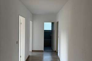 Großzügige Dachgeschosswohnung – Töpferstraße 7, 49078 Hellern, Osnabrück – Vorschaubild 1