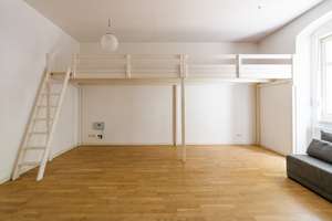 Spacious Altbau Apartment in Samariterkiez with direct access to a children's playground. – Die vollständige Adresse der Immobilie erhältst du vom Anbieter., 10247 Friedrichshain, Berlin – Vorschaubild 9