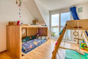 Großes Einfamilienhaus mit Einliegerwohnung in begehrter Wohnlage von Nikolausberg zur Miete – Die vollständige Adresse der Immobilie erhältst du vom Anbieter., 37077 Nikolausberg, Göttingen – Vorschaubild 8