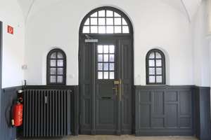 Exklusive Altbau-Etagenwohnung in historischer Stadtvilla im Zentrum vom Augsburg – Die vollständige Adresse der Immobilie erhältst du vom Anbieter., 86150 Bahnhofs-, Bismarckviertel, Augsburg – Vorschaubild 23