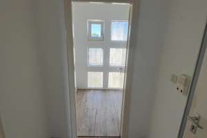 Schöne 3-Zimmer-Wohnung mit Balkon Kiel Holtenau *nur schriftl.Anfragen* – Richthofenstraße 41, 24159 Holtenau, Kiel – Vorschaubild 9