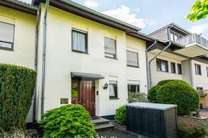 Einfamilienhaus mit Einliegerwohnung in ruhiger Lage. – Die vollständige Adresse der Immobilie erhältst du vom Anbieter., 53117 Buschdorf, Bonn – Vorschaubild 1