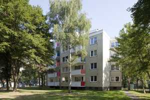 Frisch sanierte 2 Zimmer-Wohnung – Dellbrückerstr. 50, 51067 Köln – Vorschaubild 1