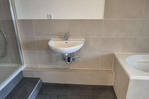 Frisch sanierte 2,5 -Zimmer-Wohnung – Altenessener Str. 124, 45326 Altenessen-Süd, Essen – Vorschaubild 5