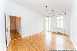 Attractive, vacant flat with balcony in a quiet location – Raabestraße 15, 10405 Prenzlauer Berg, Berlin – Vorschaubild 1
