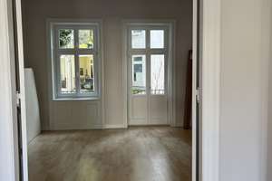 Befristete frisch sanierte, schöne  4-Zimmer-Altbauwohnung in Hamburg Altona-Altstadt (möbliert)  – Wohlers Allee 23, 22767 Altona-Altstadt, Hamburg – Vorschaubild 6