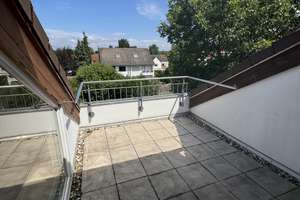 Helle 2Zi Whg mit EBK und Loggia / Bright 2 room  top floor apartment w Loggia – Heuerstraße 53, 55129 Hechtsheim, Mainz – Vorschaubild 13