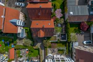 Einmaliges Stadthaus in Ulm: Luxus- Einfamilienhaus mit Spa, Heimkino & privatem Traumgarten – Radgasse 23/4, 89073 Mitte, Ulm – Vorschaubild 2