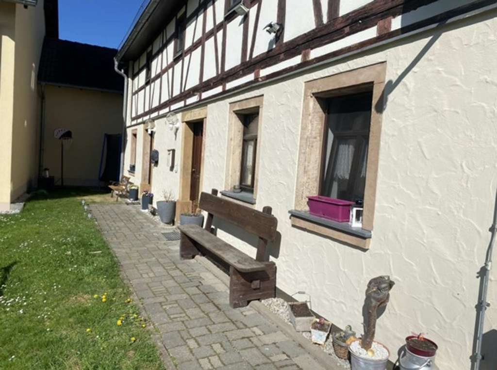 Immobilie in Claußnitz - Familientraum - DHH mit Gartenanteil in Claußnitz OT Diethendorf - Bild 2