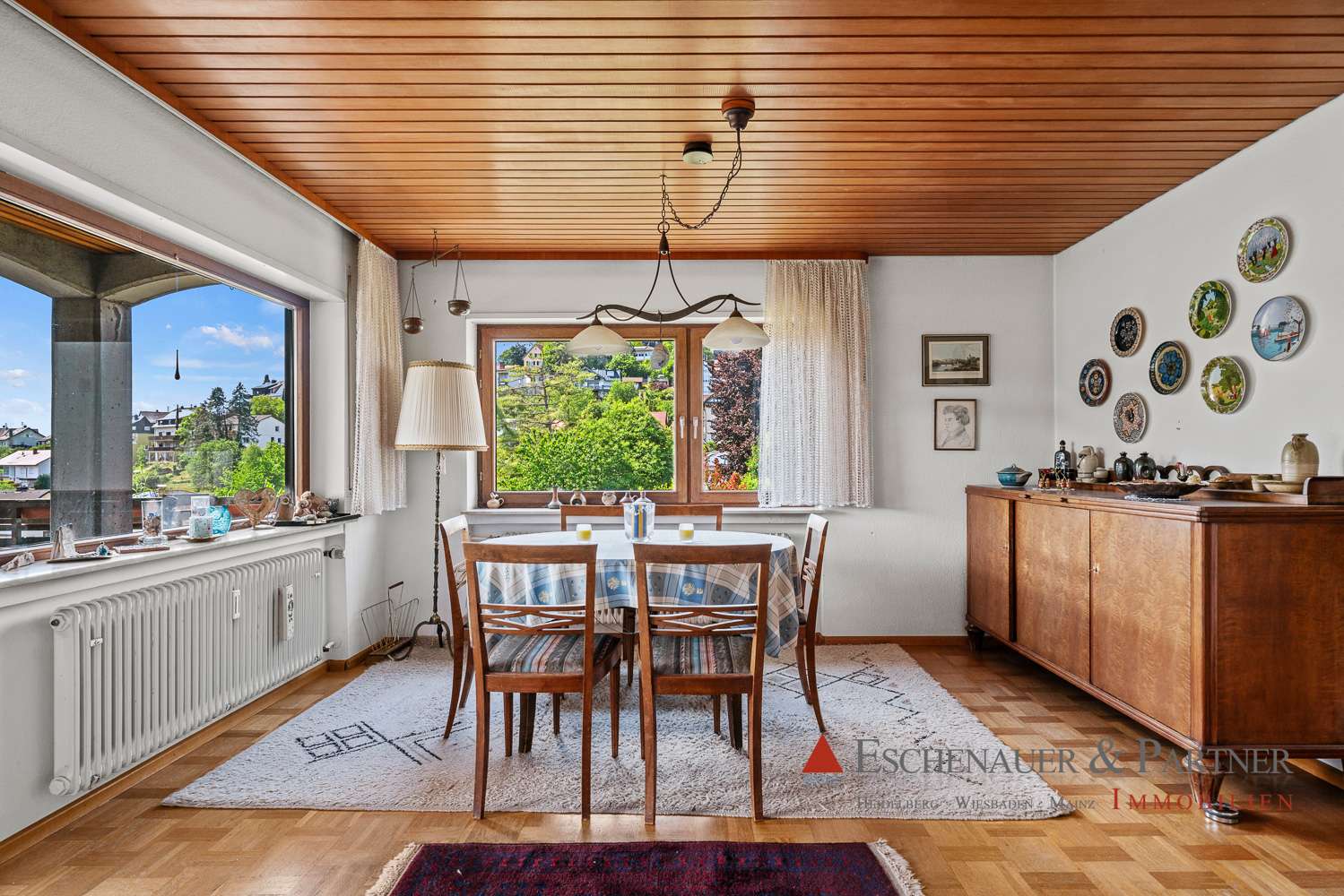 Immobilie in Wilhelmsfeld - Panoramablick in Bestlage: Großes Dreifamilienhaus auf 1.218 m² Grundstück für Eigennutzer & Anleger - Bild 0