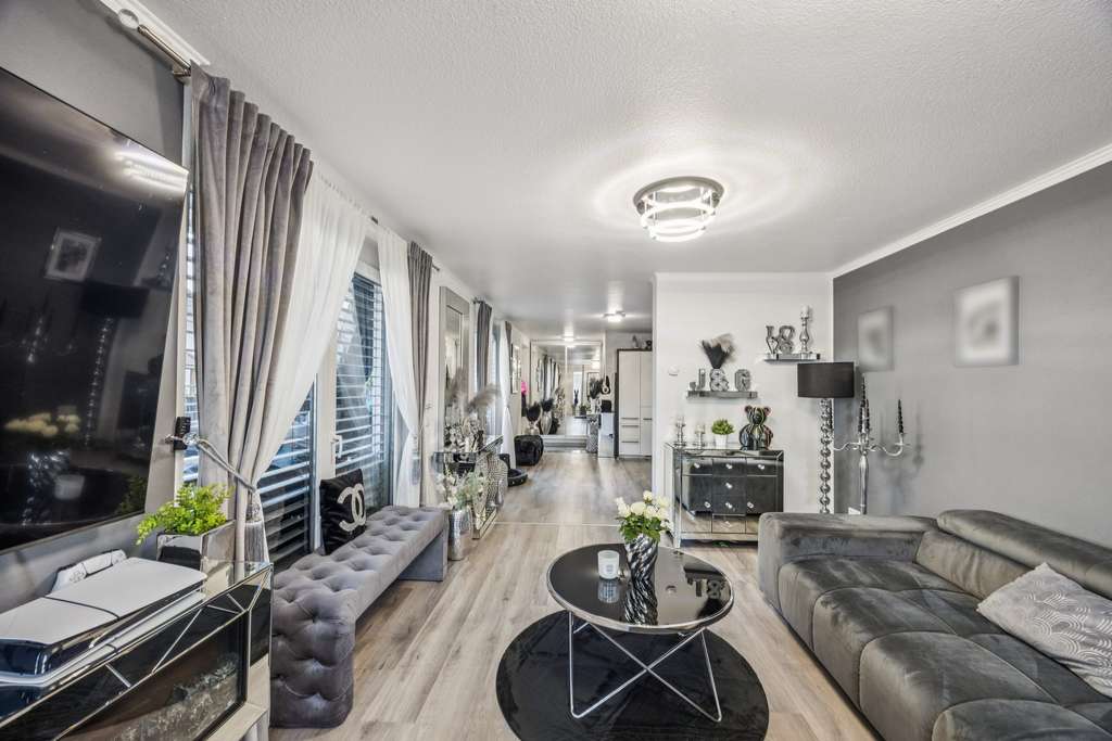 Immobilie in Ehrenkirchen - Stadtnahes und Modernes Wohnen in Offnandingen - Bild 1