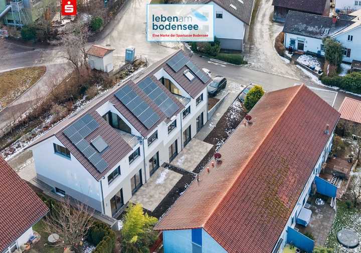 Raumwunder - moderner, hochwertiger Neubau
Doppelhaushälfte in ruhiger Lage - Erstbezug 