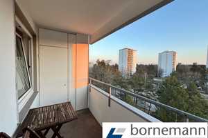 Tolle Fernsicht! Neuselsbrunn!  Renovierte 3-Zimmer-ETW mit Südloggia + Stellplatz! – Nürnberg – Vorschaubild 1